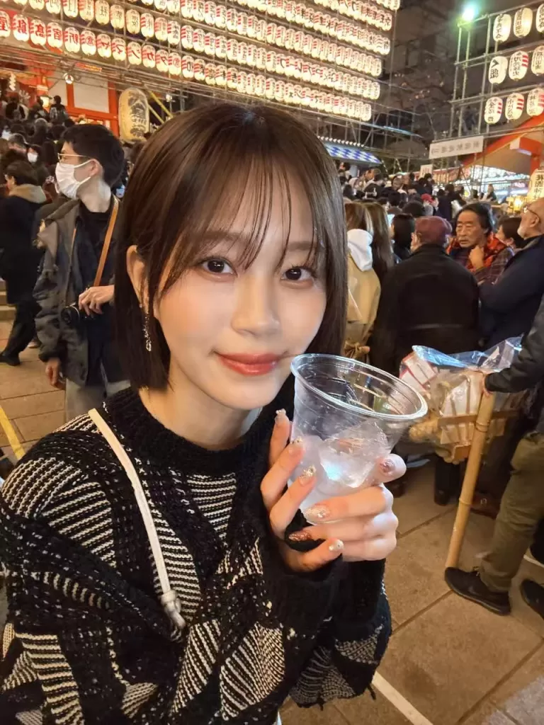 “Ruka” OMG… who would believe you can meet the long-legged TV presenter RUKA for such an insanely friendly price? A real Japanese media girl, elegant, tall, and absolutely stunning.  If you’re in Tokyo, this is the kind of chance you don’t let slip.